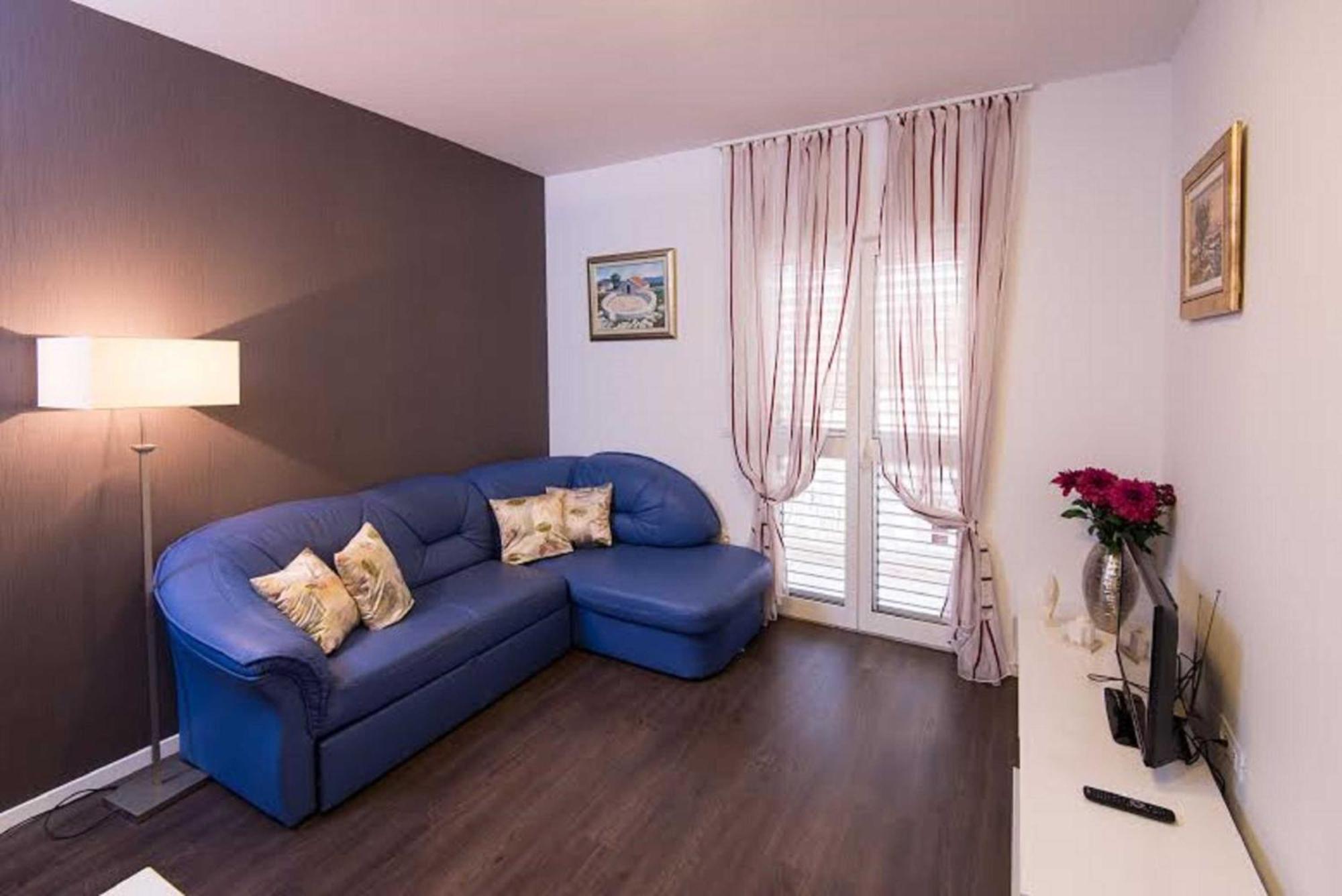 Lani Guest house *